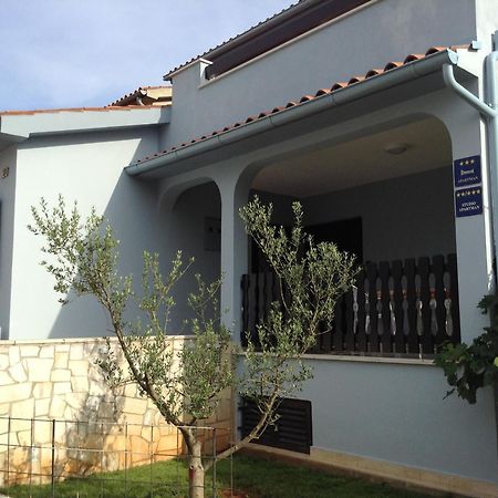 The Blue House Apartment Vinkuran Exterior foto